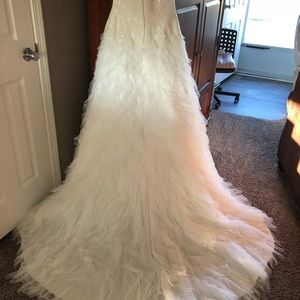 Wedding Dress - Size 10. Style SWG438